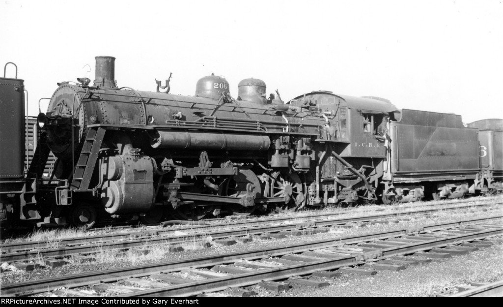 IC 4-6-2 #2064 - Illinois Central